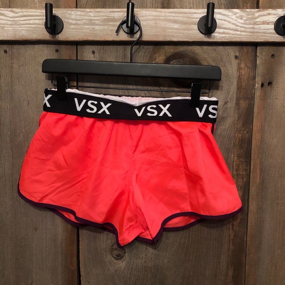 2016 NWOT Victoria’s Secret Sport The Player Run Short Size Small Pink Family